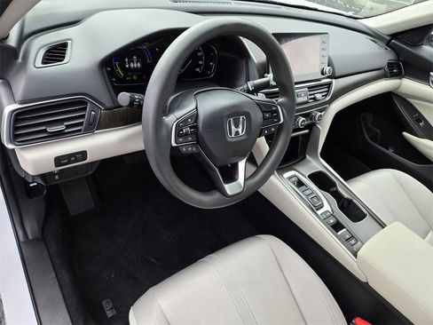 Used 2021 Honda Accord EX image 13