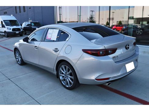 Used 2023 MAZDA MAZDA3 s image 6