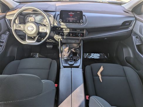 Used 2023 Nissan Rogue S image 14