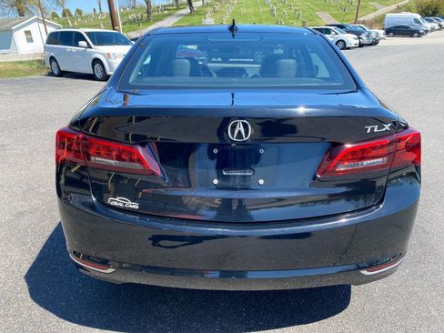 Used 2015 Acura TLX w/ Technology Package FWD image 4