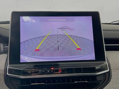 Used 2022 Jeep Compass Latitude image 14