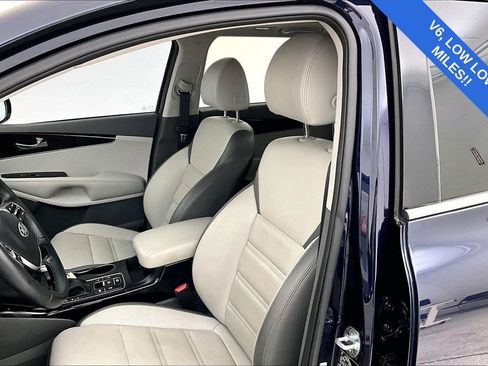 Used 2020 Kia Sorento SX image 33