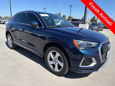 Used 2020 Audi Q3 2.0T Premium w/ Convenience Package AWD/4WD image 1