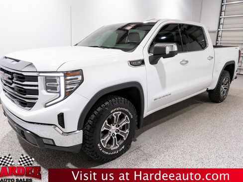 Used 2025 GMC Sierra 1500 SLT AWD/4WD image 2