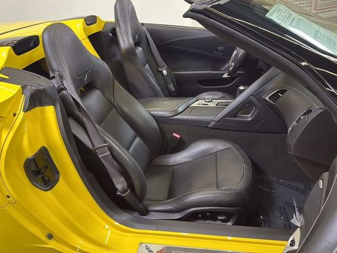 Used 2017 Chevrolet Corvette Stingray Convertible w/ 3LT Preferred Equipment Group image 19