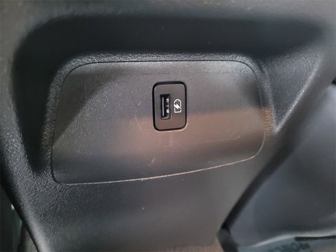 Used 2024 Nissan Sentra SV image 10