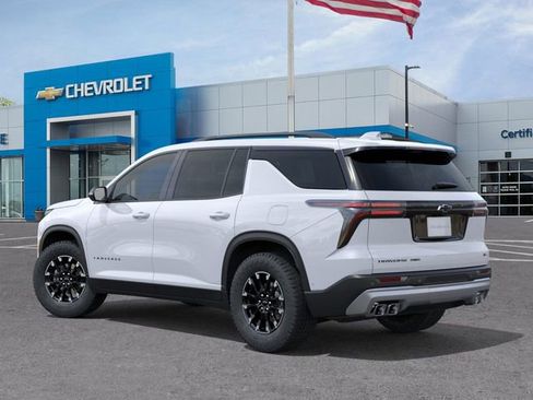 New 2026 Chevrolet Traverse Z71 w/ Enhanced Driving Package AWD/4WD image 3