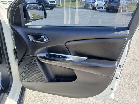 Used 2017 Dodge Journey Crossroad image 18