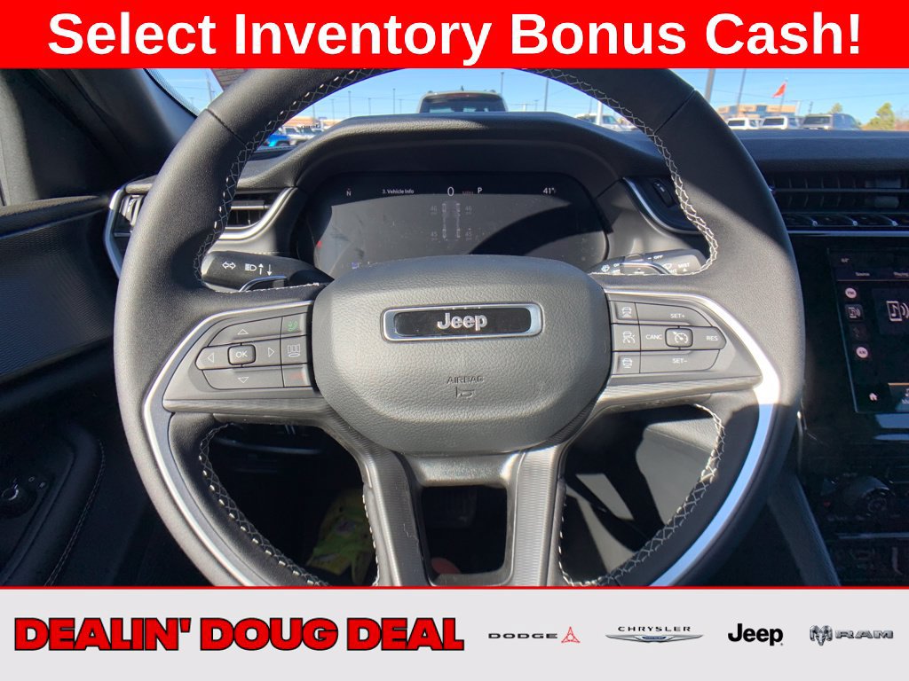 New 2026 Jeep Grand Cherokee Laredo AWD/4WD image 14