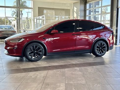Used 2024 Tesla Model X image 7