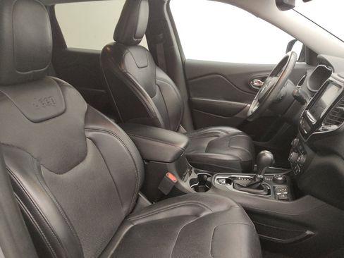 Used 2019 Jeep Cherokee Limited AWD/4WD image 21