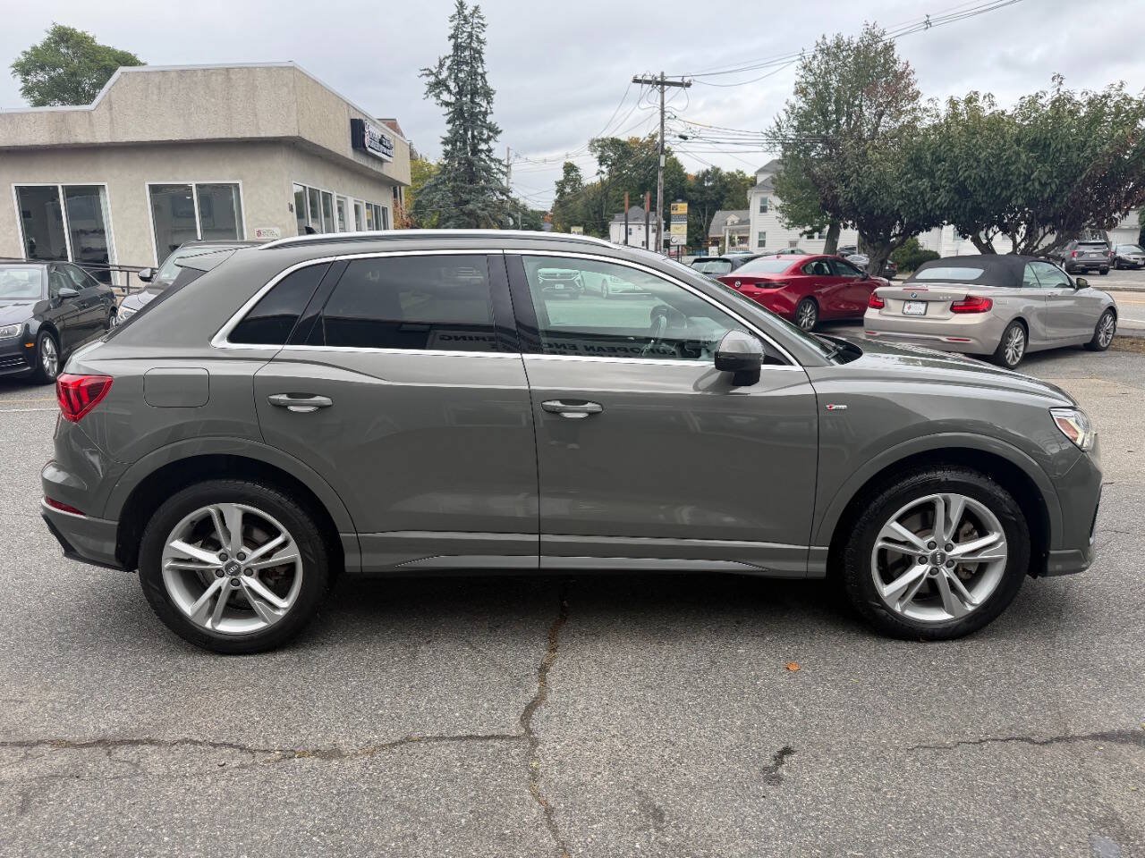 Used 2020 Audi Q3 2.0T Premium Plus w/ Premium Plus Package AWD/4WD image 10