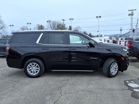 Used 2023 Chevrolet Tahoe LT image 3