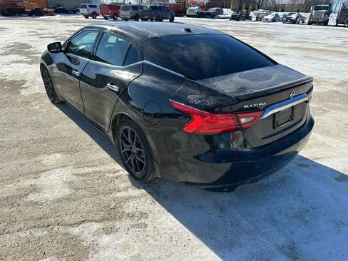 Used 2017 Nissan Maxima Platinum image 2