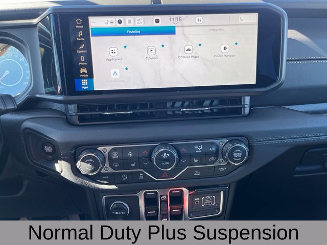Certified 2026 Jeep Gladiator Sport AWD/4WD image 32