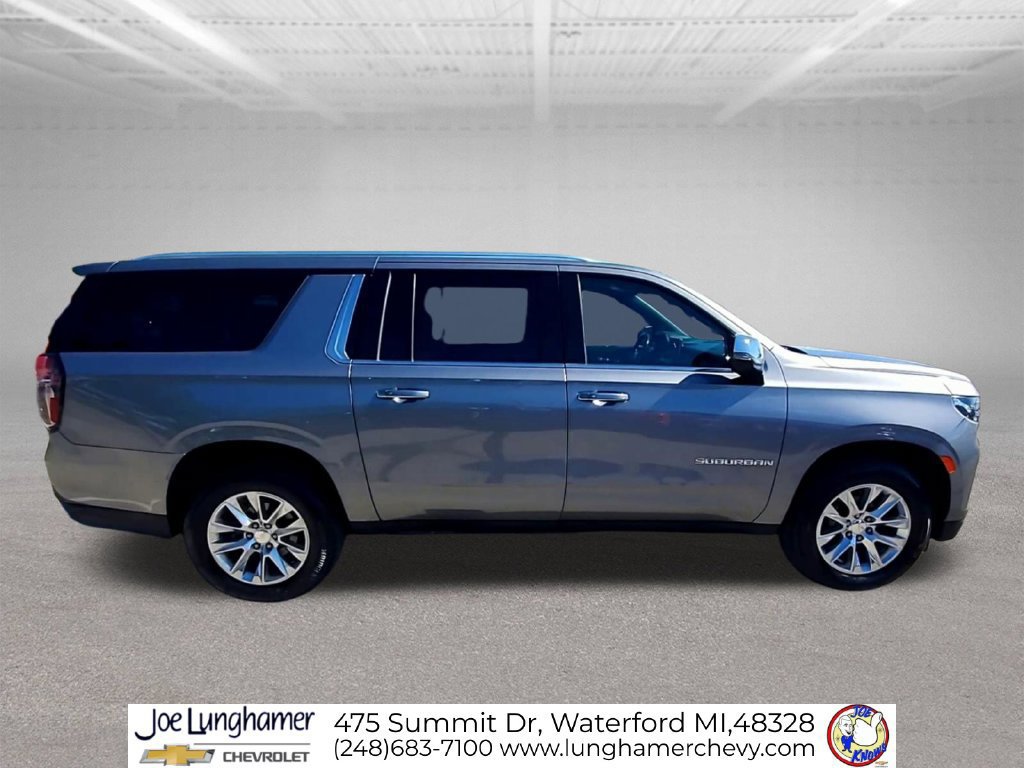 Used 2022 Chevrolet Suburban Premier AWD/4WD image 9