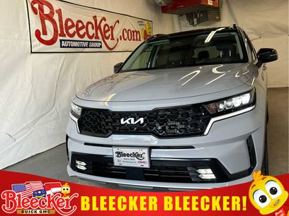 Used 2022 Kia Sorento EX w/ Panoramic Sunroof Package