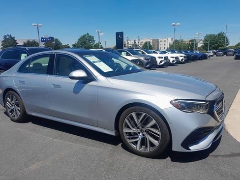 Used 2025 Mercedes-Benz E 450 4MATIC Sedan image 1