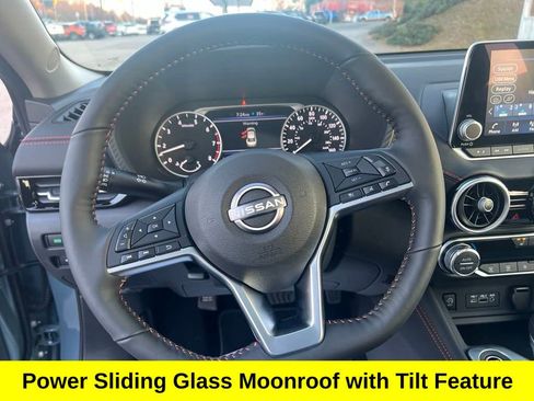 Used 2025 Nissan Sentra SR w/ SR Premium Package image 16