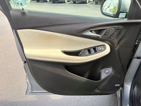 Used 2024 Buick Encore GX Avenir w/ Avenir Convenience Package AWD/4WD image 18