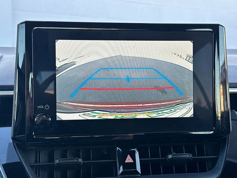 Used 2025 Toyota Corolla SE image 20