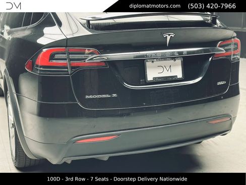 Used 2017 Tesla Model X 100D AWD/4WD image 16