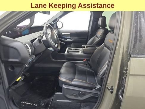 Used 2025 Ford Expedition Tremor AWD/4WD image 10
