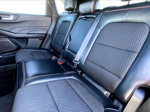 Used 2023 Ford Escape ST-Line image 21