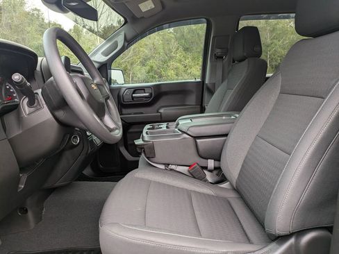 Used 2023 Chevrolet Silverado 1500 Custom image 14