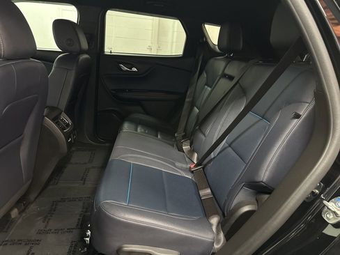 Used 2024 Chevrolet Blazer RS image 32
