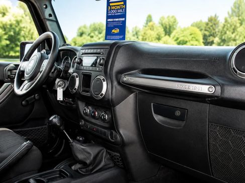 Used 2012 Jeep Wrangler Sport AWD/4WD image 15