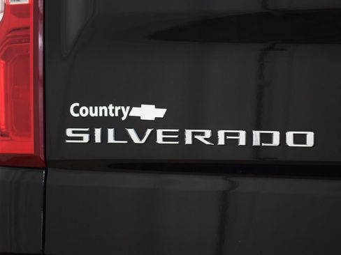Used 2025 Chevrolet Silverado 1500 High Country w/ High Country Premium Package AWD/4WD image 22
