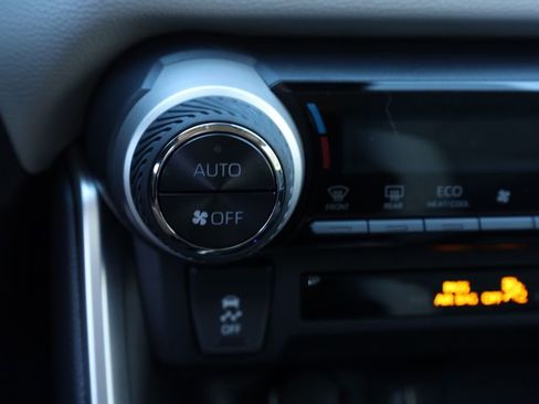 New 2025 Toyota RAV4 XLE image 22