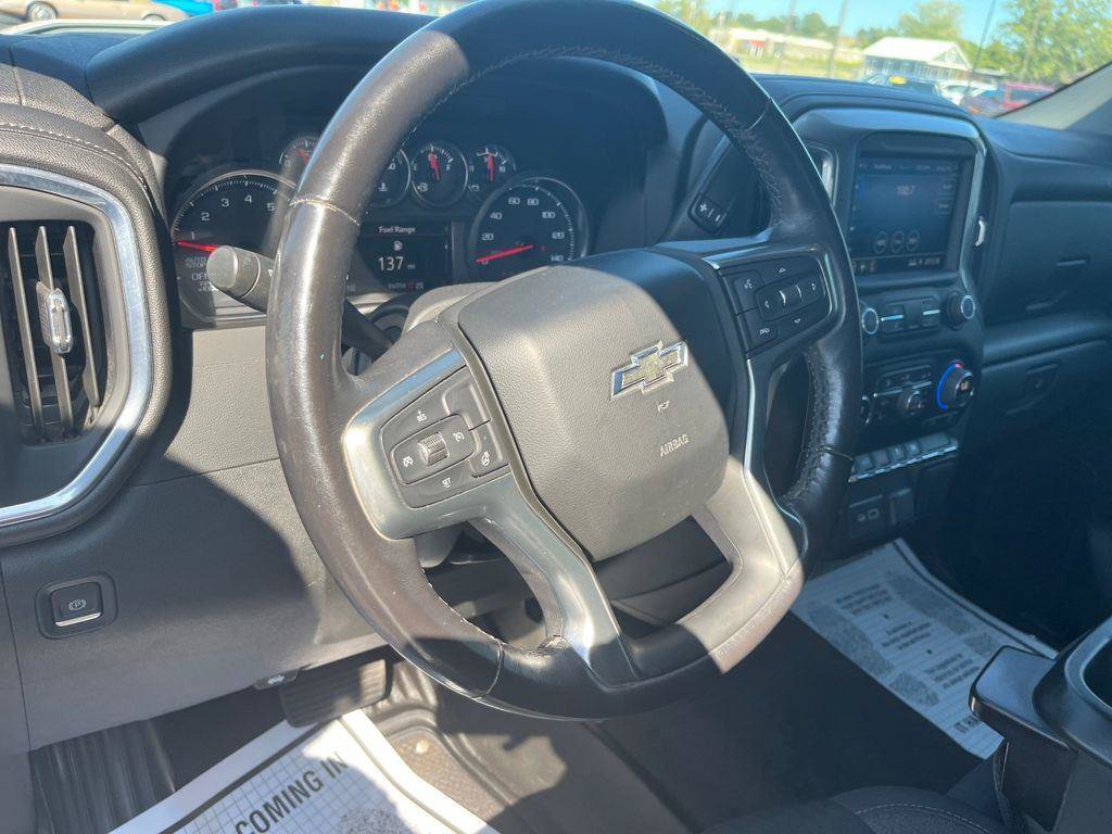 Used 2021 Chevrolet Silverado 1500 RST w/ Max Trailering Package AWD/4WD image 11