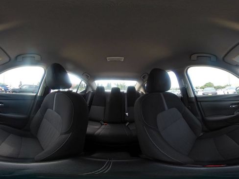 Used 2025 Nissan Sentra SV FWD image 39