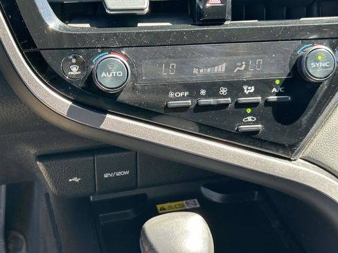 Used 2024 Toyota Camry XSE FWD image 24