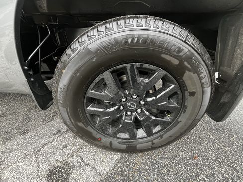 New 2026 Nissan Frontier SV w/ Tow Package AWD/4WD image 11