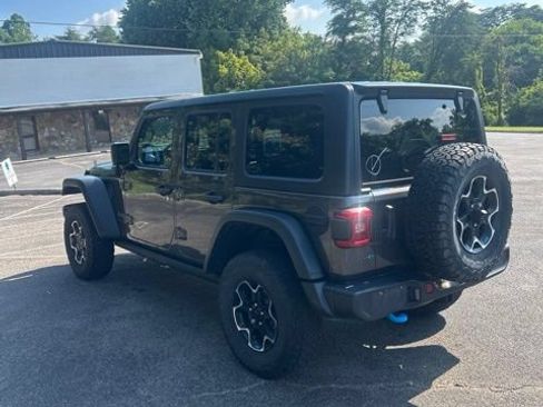 Used 2023 Jeep Wrangler Unlimited Rubicon 4xe w/ Cold Weather Group AWD/4WD image 10