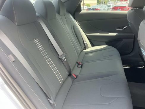 Certified 2025 Hyundai Elantra Sport FWD image 20