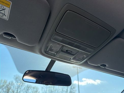 Used 2018 Honda CR-V LX image 13