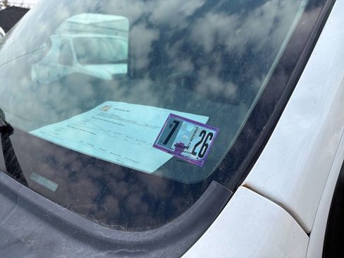 Used 2014 Nissan NV 2500 SV image 5