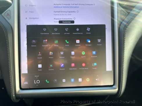 Used 2019 Tesla Model S Long Range image 19