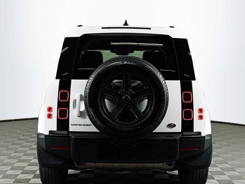 Certified 2022 Land Rover Defender 110 image 6