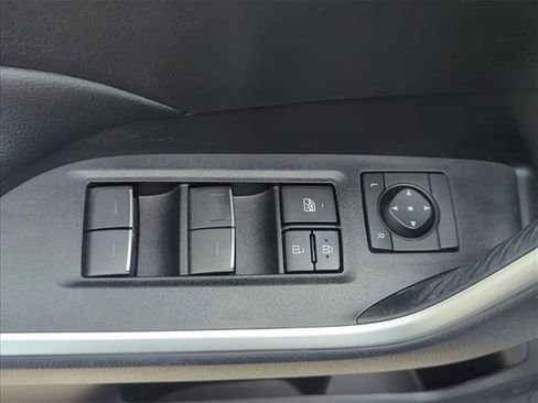 Certified 2023 Toyota RAV4 XLE Premium FWD image 8