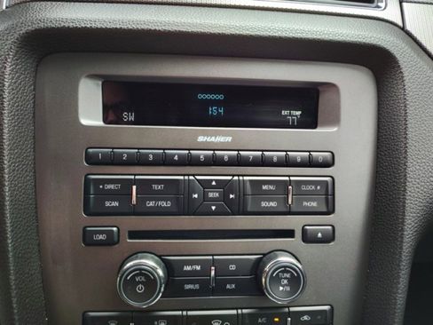 Used 2010 Ford Mustang GT Premium image 15