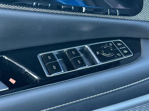 Used 2026 Cadillac Optiq Luxury 2 w/ LPO, Floor Liner Package AWD/4WD image 12