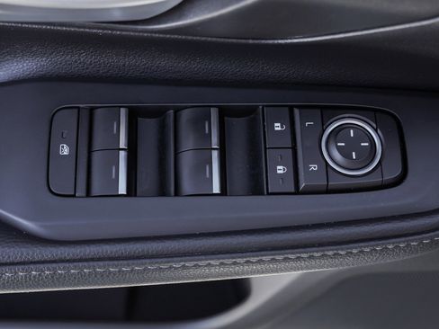 Certified 2024 Toyota Grand Highlander XLE image 19