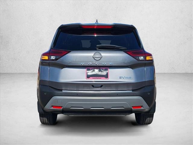 Used 2023 Nissan Rogue SV AWD/4WD image 7