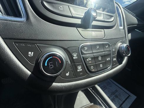 Used 2020 Chevrolet Malibu Premier FWD image 20