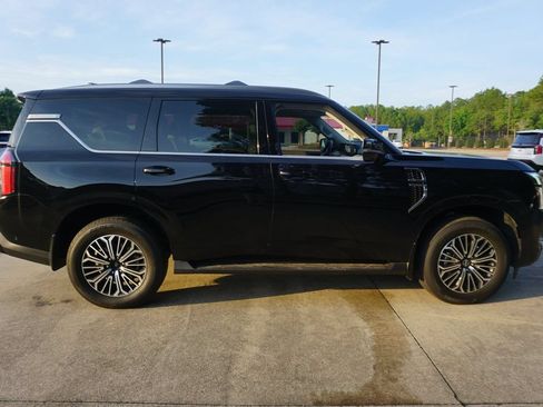 Used 2025 Nissan Armada Platinum RWD image 25